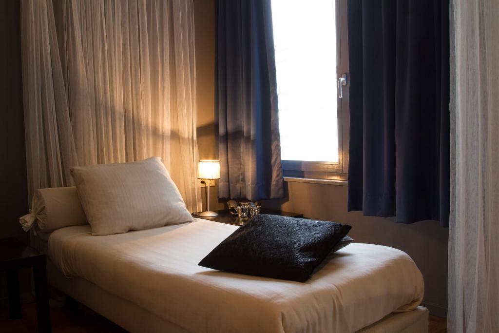 Hotel Matuchi มาสทริชท์ ภายนอก รูปภาพ